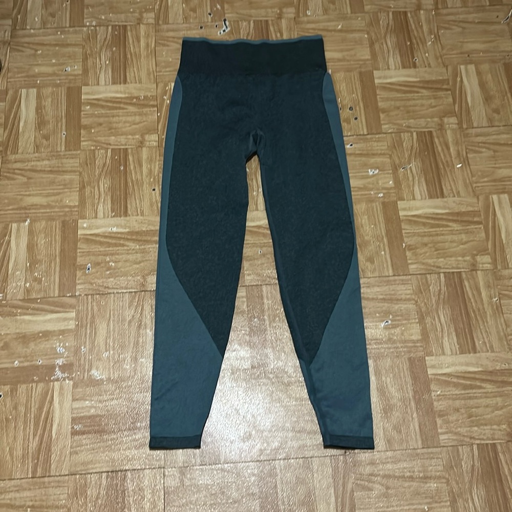 Pink size S leggings